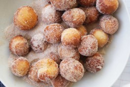 Cinnamon Sugar Timbits